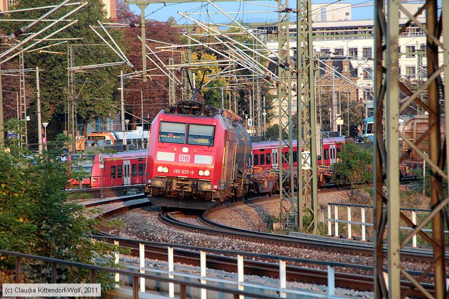 Deutsche Bahn - 185037-9
/ Bild: db1850379_cw1109280015.jpg Deutsche Bahn - 185037-9
/ Bild: db1850379_cw1109280015.jpg