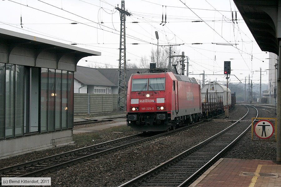 Deutsche Bahn - 185225-0
/ Bild: db1852250_bk1103170213.jpg