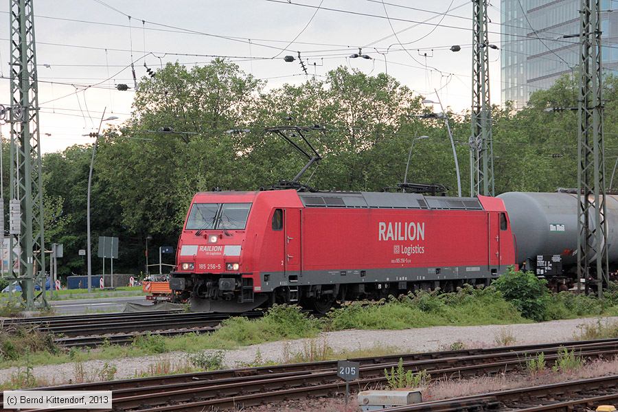 Deutsche Bahn - 185256-5
/ Bild: db1852565_bk1306120046.jpg
