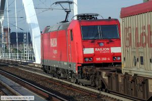 Bild: db1852664_cw1106210094.jpg - anklicken zum Vergrößern