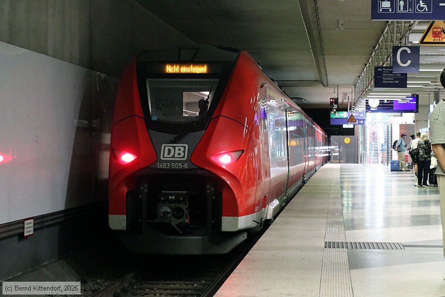 Deutsche Bahn - 1463 505-6
/ Bild: db14635056_bk2506270236.jpg Deutsche Bahn - 1463 505-6
/ Bild: db14635056_bk2506270236.jpg