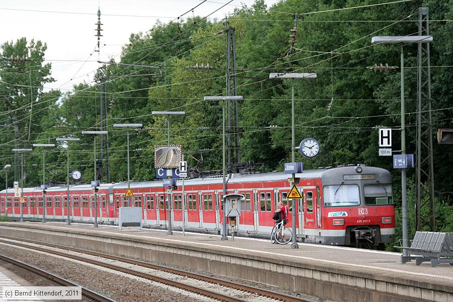 Deutsche Bahn - 420293-3
/ Bild: db4202933_bk1106090053.jpg