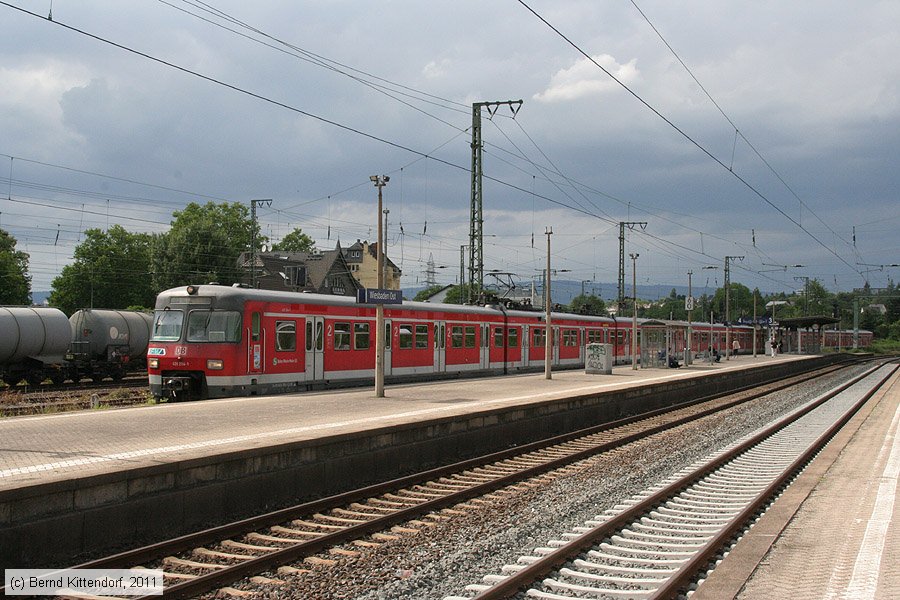 Deutsche Bahn - 420294-1
/ Bild: db4202941_bk1106090197.jpg