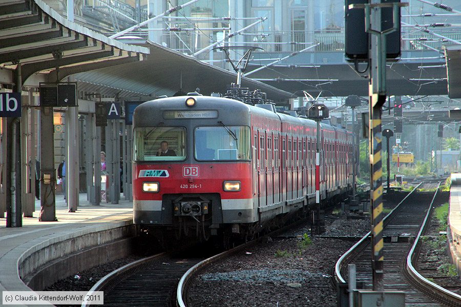 Deutsche Bahn - 420294-1
/ Bild: db4202941_cw1109240065.jpg