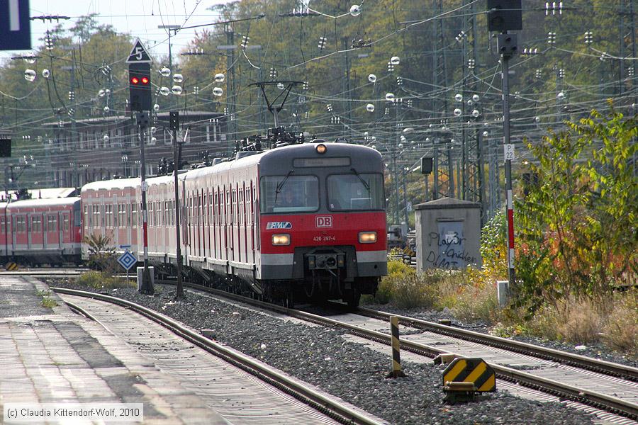 Deutsche Bahn - 420297-4
/ Bild: db4202974_cw1011040015.jpg