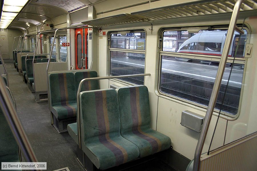 Deutsche Bahn - 420300-6 - Innenansicht
/ Bild: db4203006_bk0603110003.jpg Deutsche Bahn - 420300-6 - Innenansicht
/ Bild: db4203006_bk0603110003.jpg