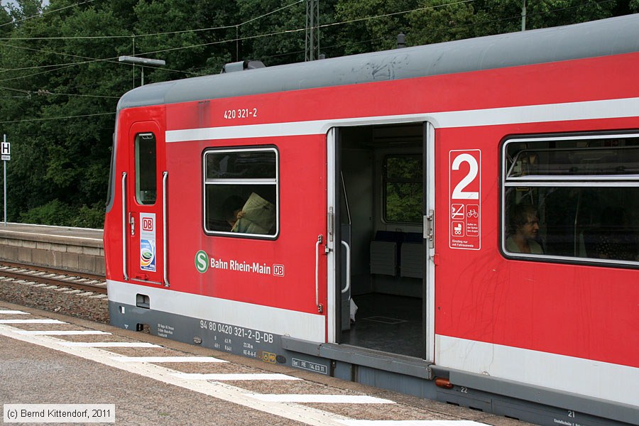 Deutsche Bahn - 420321-2
/ Bild: db4203212_bk1106090045.jpg