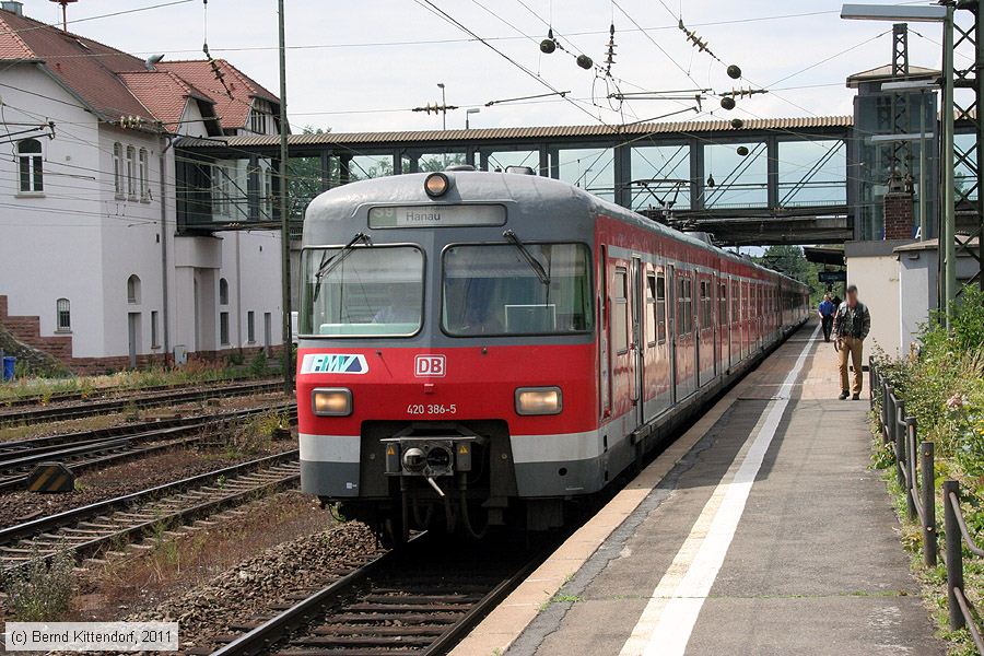 Deutsche Bahn - 420386-5
/ Bild: db4203865_bk1106090165.jpg Deutsche Bahn - 420386-5
/ Bild: db4203865_bk1106090165.jpg