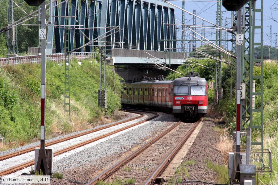 Deutsche Bahn - 420388-1
/ Bild: db4203881_bk1106090214.jpg