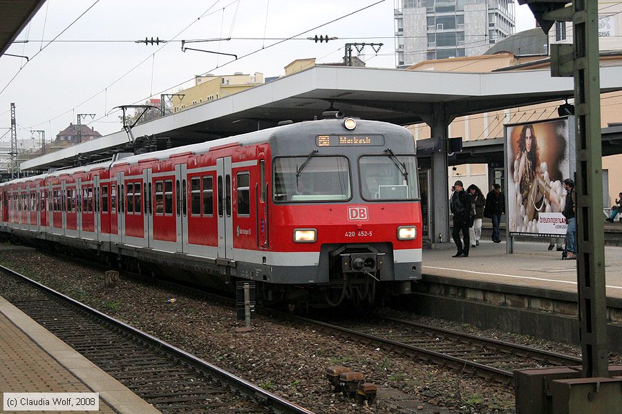 Deutsche Bahn - 420452-5
/ Bild: db4204525_cw0810240180.jpg