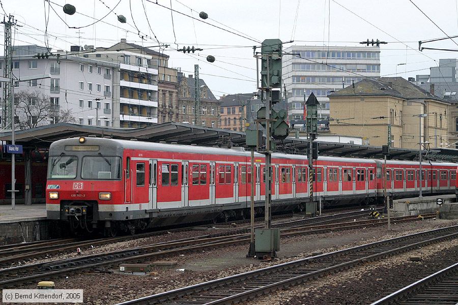 Deutsche Bahn - 420707-2
/ Bild: db4207072_e0015567.jpg