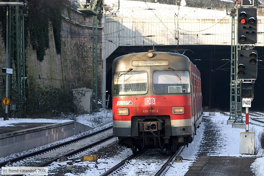 Deutsche Bahn - 420725-4
/ Bild: db4207254_e0026039.jpg