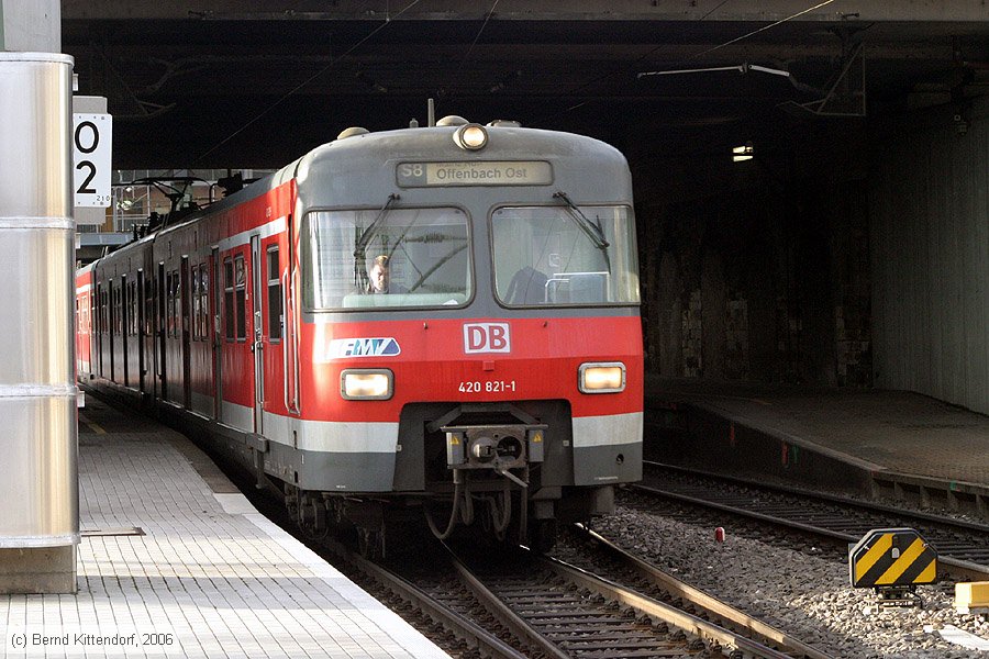 Deutsche Bahn - 420821-1
/ Bild: db4208211_bk0603250123.jpg