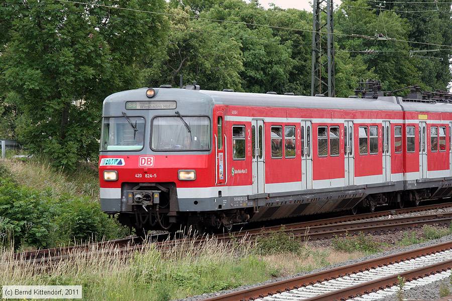Deutsche Bahn - 420824-5
/ Bild: db4208245_bk1106090119.jpg