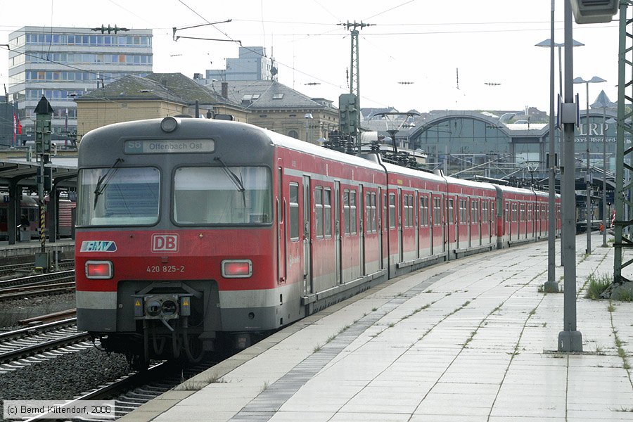 Deutsche Bahn - 420825-2
/ Bild: db4208252_bk0804150069.jpg