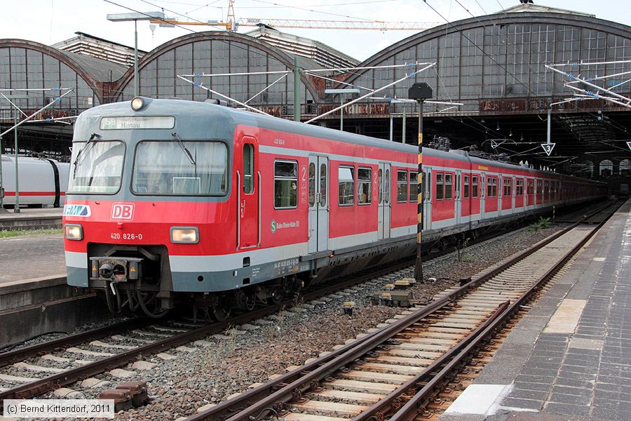 Deutsche Bahn - 420826-0
/ Bild: db4208260_bk1108230151.jpg