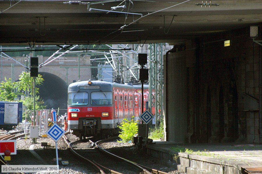 Deutsche Bahn - 420850-0
/ Bild: db4208500_cw1006220026.jpg