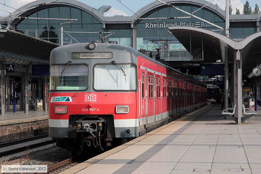 Deutsche Bahn - 420867-4
/ Bild: db4208674_bk1206140047.jpg Deutsche Bahn - 420867-4
/ Bild: db4208674_bk1206140047.jpg