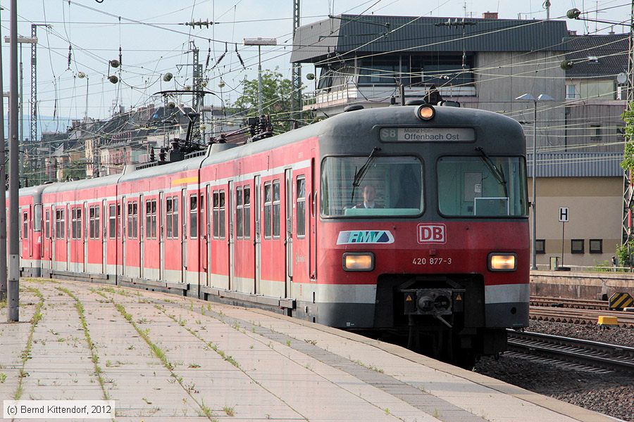 Deutsche Bahn - 420877-3
/ Bild: db4208773_bk1206140045.jpg Deutsche Bahn - 420877-3
/ Bild: db4208773_bk1206140045.jpg