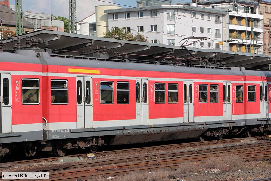 Deutsche Bahn - 421272-6
/ Bild: db4212726_bk1206140095.jpg Deutsche Bahn - 421272-6
/ Bild: db4212726_bk1206140095.jpg