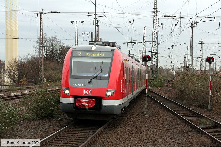 Deutsche Bahn - 422009-1
/ Bild: db4220091_bk0911250037.jpg