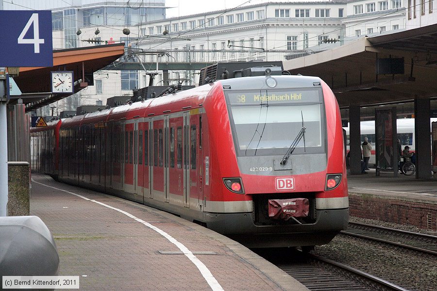 Deutsche Bahn - 422029-9
/ Bild: db4220299_bk1102160037.jpg
