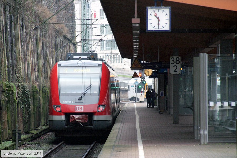 Deutsche Bahn - 422051-3
/ Bild: db4220513_bk1102160027.jpg