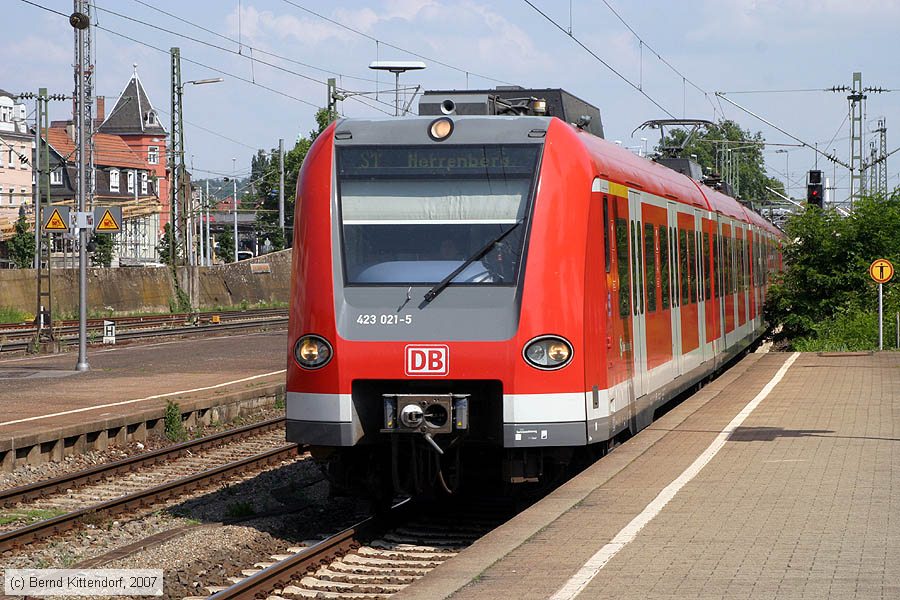 Deutsche Bahn - 423021-5
/ Bild: db4230215_bk0706080230.jpg