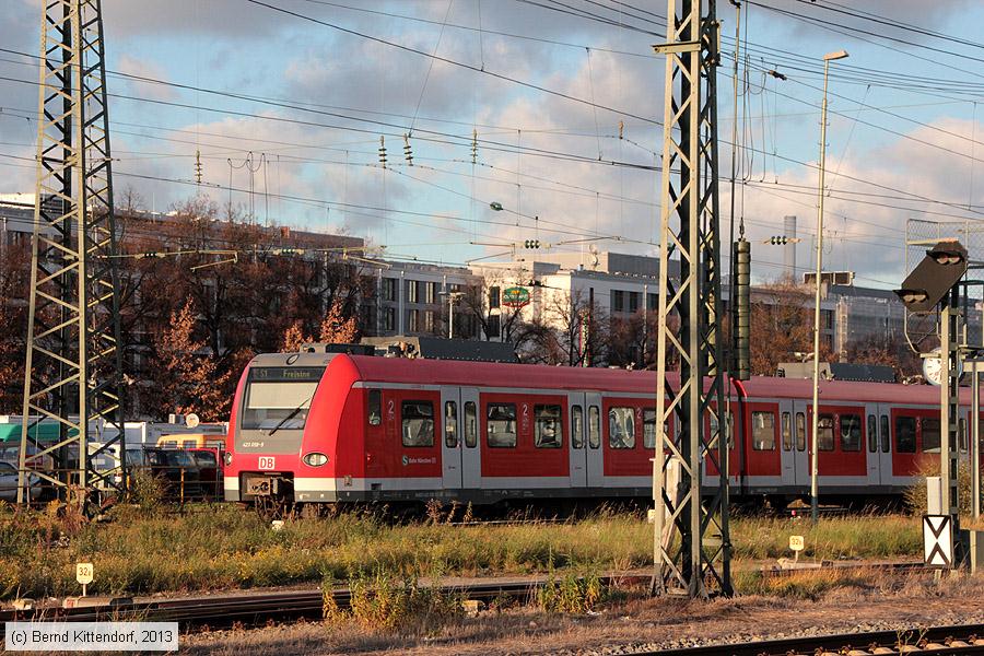 Deutsche Bahn - 423059-5
/ Bild: db4230595_bk1311250065.jpg