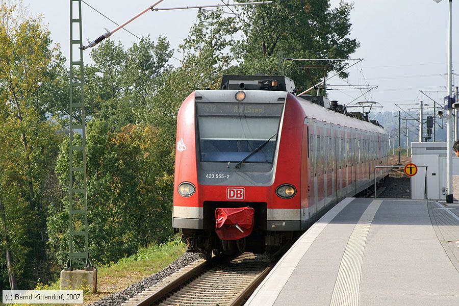 Deutsche Bahn - 423555-2
/ Bild: db4235552_bk0710030137.jpg