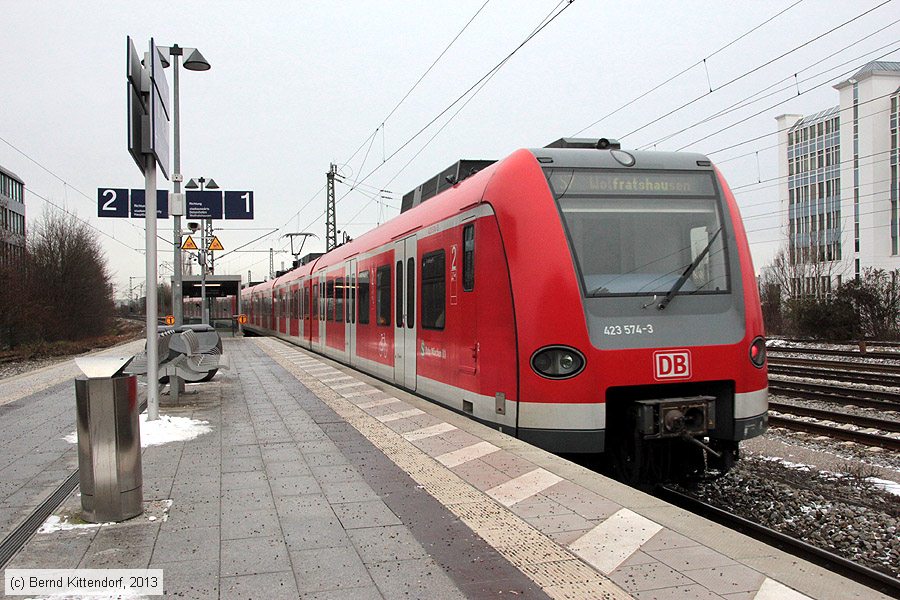 Deutsche Bahn - 423574-3
/ Bild: db4235743_bk1311280094.jpg