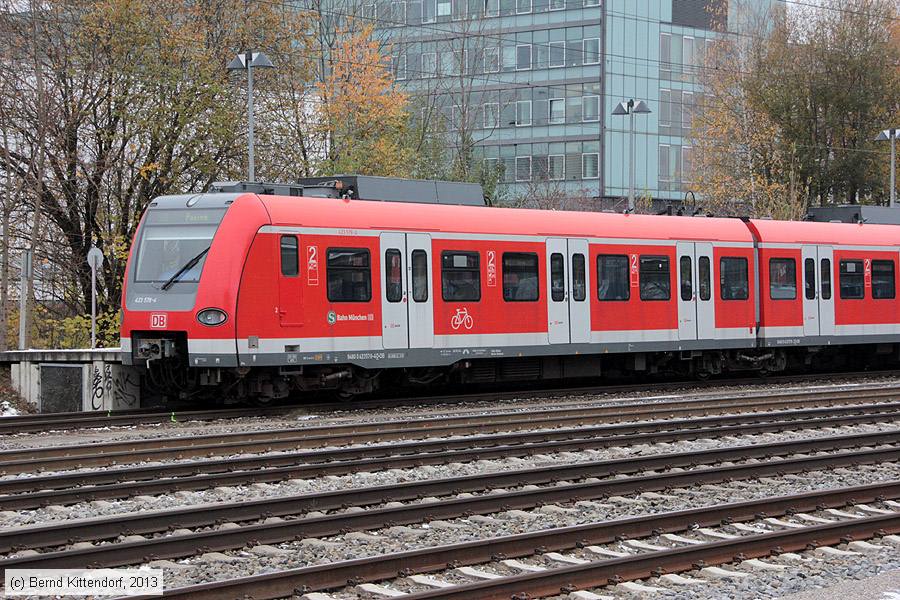 Deutsche Bahn - 423578-4
/ Bild: db4235784_bk1311280105.jpg