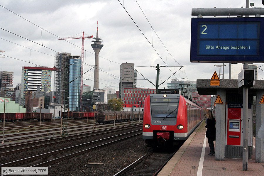 Deutsche Bahn - 423759-0
/ Bild: db4237590_bk0911260266.jpg Deutsche Bahn - 423759-0
/ Bild: db4237590_bk0911260266.jpg