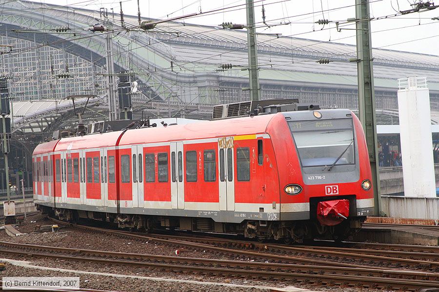 Deutsche Bahn - 423796-2
/ Bild: db4237962_bk0710020008.jpg Deutsche Bahn - 423796-2
/ Bild: db4237962_bk0710020008.jpg