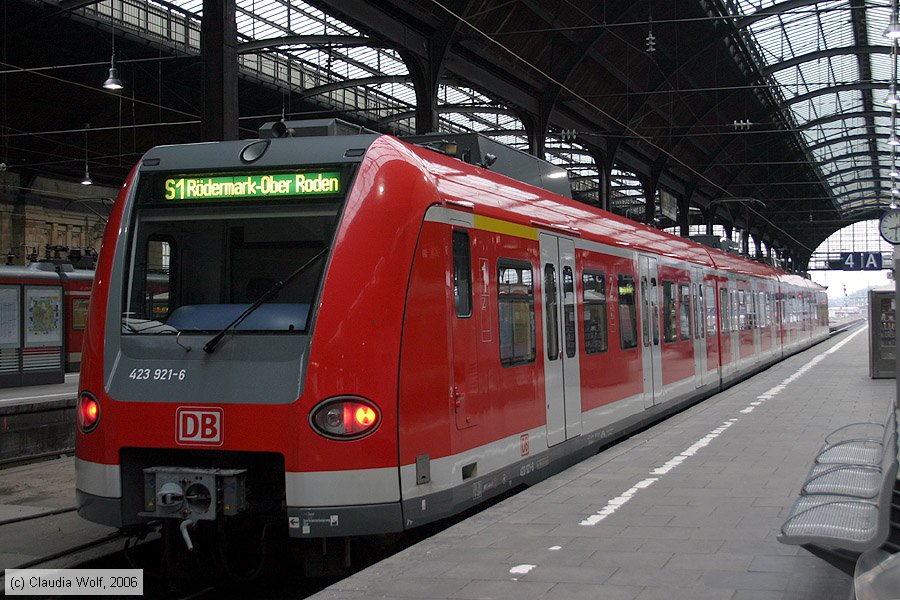 Deutsche Bahn - 423921-6
/ Bild: db4239216_cw0603110002.jpg Deutsche Bahn - 423921-6
/ Bild: db4239216_cw0603110002.jpg