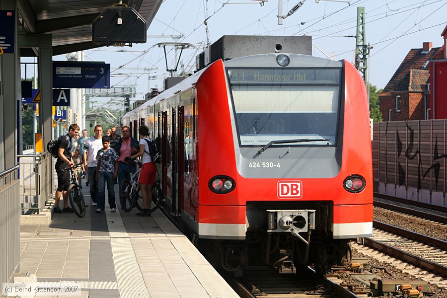 Deutsche Bahn - 424530-4
/ Bild: db4245304_bk0708260136.jpg