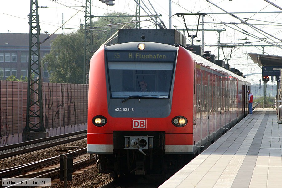 Deutsche Bahn - 424533-8
/ Bild: db4245338_bk0708260167.jpg