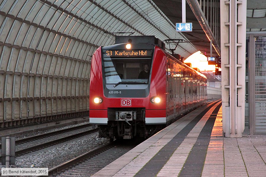 Deutsche Bahn - 425015-5
/ Bild: db4250155_bk1512220036.jpg