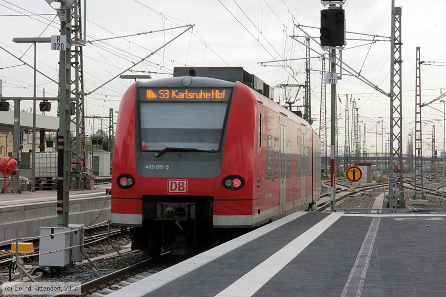 Deutsche Bahn - 425015-5
/ Bild: db4250155_bk1710300012.jpg