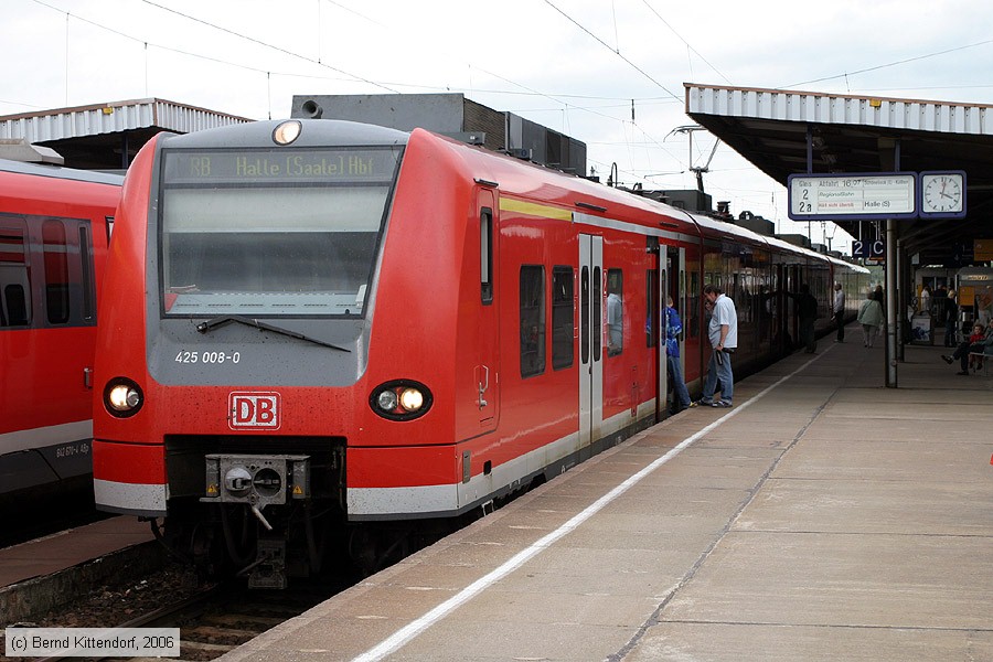 Deutsche Bahn - 425008-0
/ Bild: db4250080_bk0605140245.jpg
