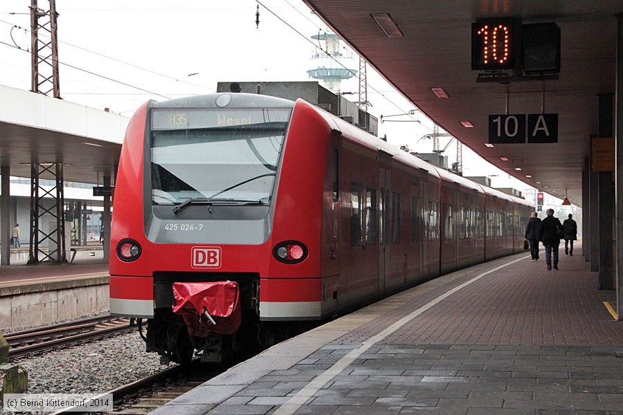 Deutsche Bahn - 425024-7
/ Bild: db4250247_bk1410300006.jpg