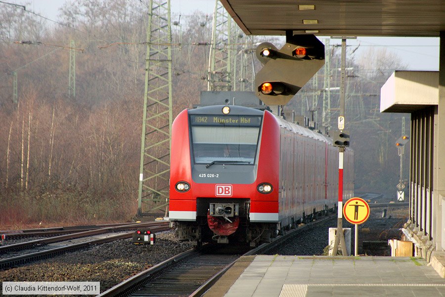 Deutsche Bahn - 425026-2
/ Bild: db4250262_cw1102150001.jpg