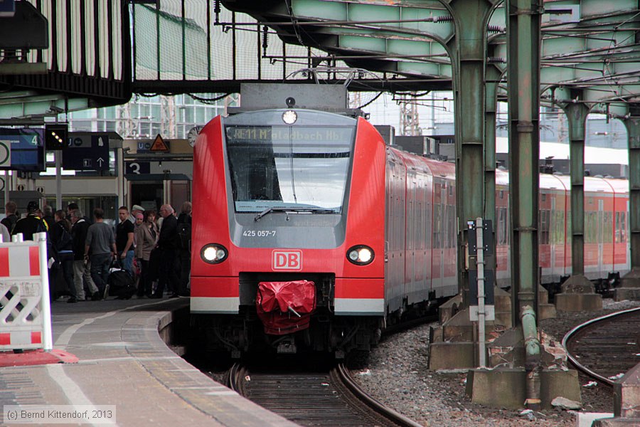 Deutsche Bahn - 425057-7
/ Bild: db4250577_bk1309010122.jpg