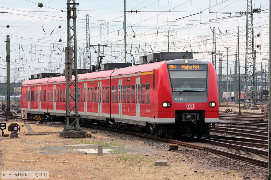Deutsche Bahn - 425072-6
/ Bild: db4250726_bk1707090005.jpg