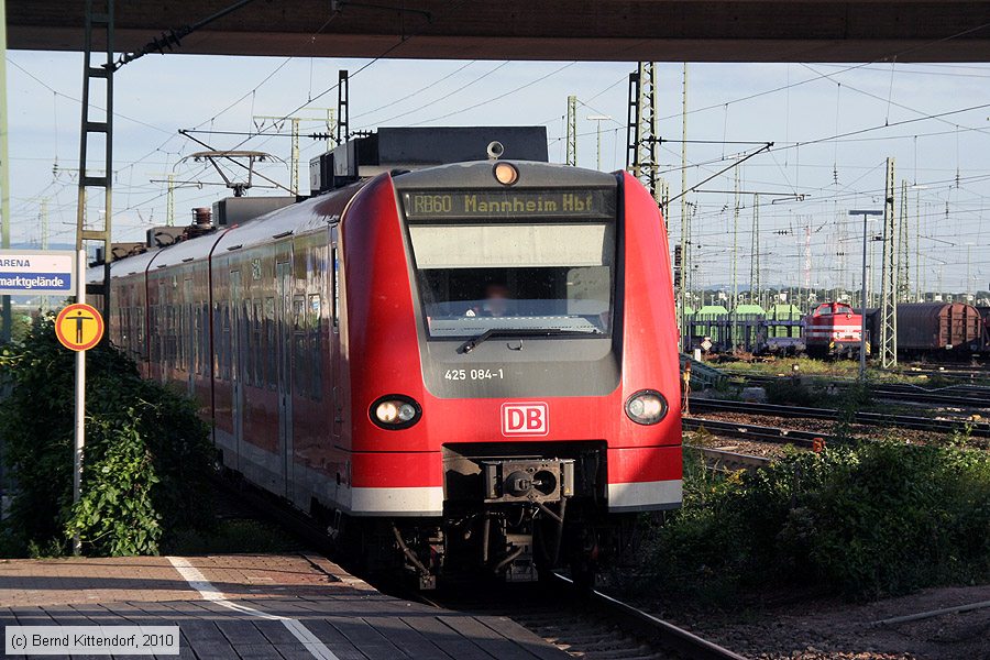 Deutsche Bahn - 425084-1
/ Bild: db4250841_bk1009180056.jpg