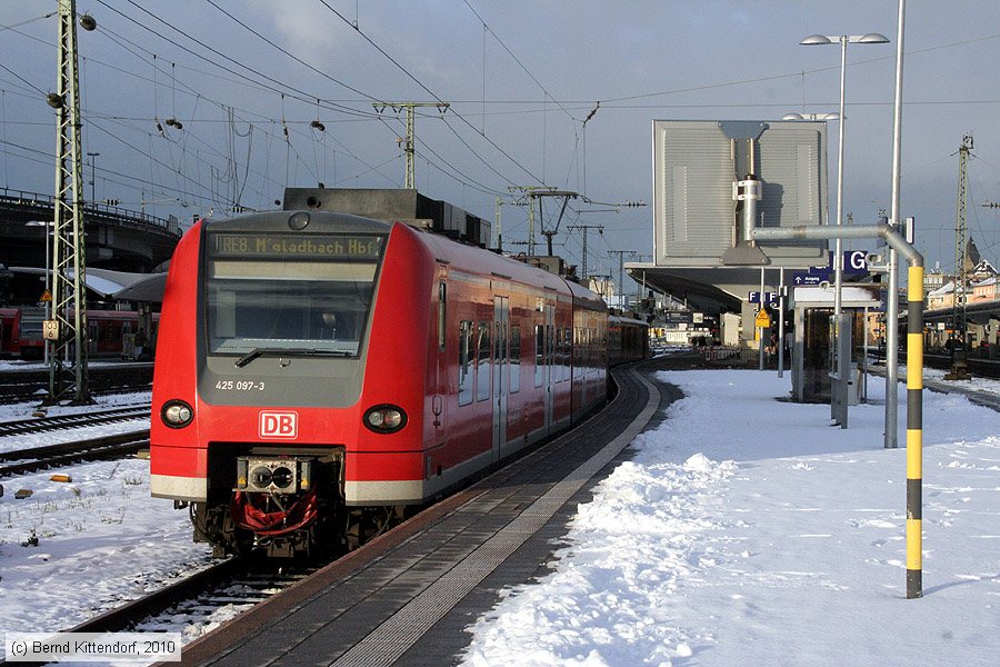 Deutsche Bahn - 425097-3
/ Bild: db4250973_bk1012090318.jpg