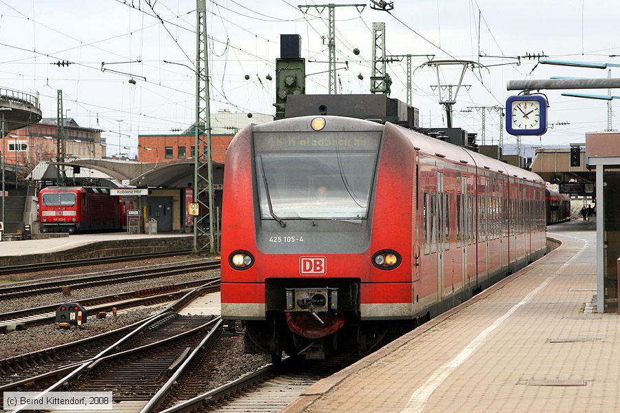 Deutsche Bahn - 425105-4
/ Bild: db4251054_bk0803120152.jpg Deutsche Bahn - 425105-4
/ Bild: db4251054_bk0803120152.jpg