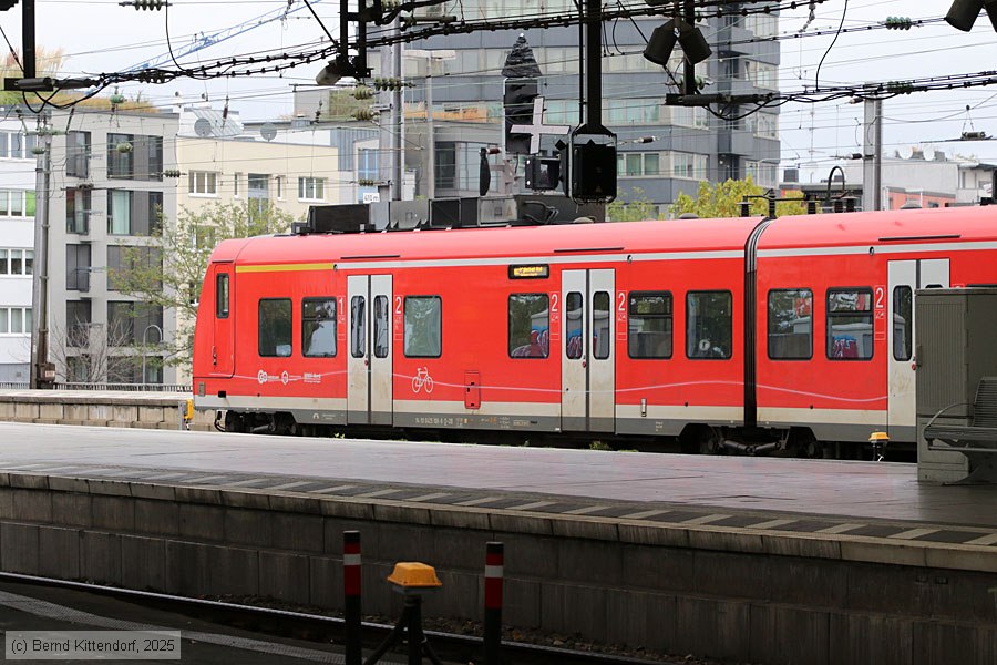 Deutsche Bahn - 425108-8
/ Bild: db4251088_bk2510260043.jpg