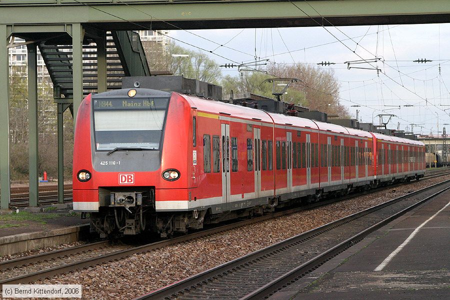 Deutsche Bahn - 425116-1
/ Bild: db4251161_bk0604110026.jpg