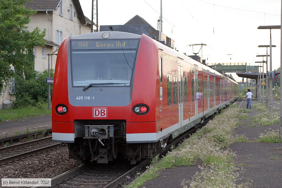 Deutsche Bahn - 425116-1
/ Bild: db4251161_bk0706040022.jpg
